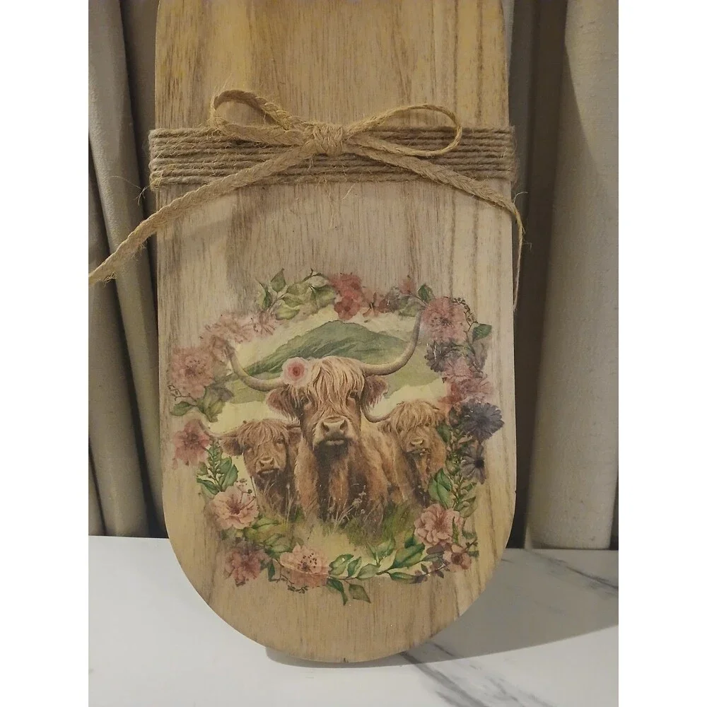 Handmade wooden Wall Plaque Highland Cattle/Flowers Country Cottagecore Western - Picture 2 of 5